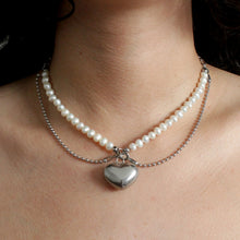 Load image into Gallery viewer, Heart of Pearl Necklace
